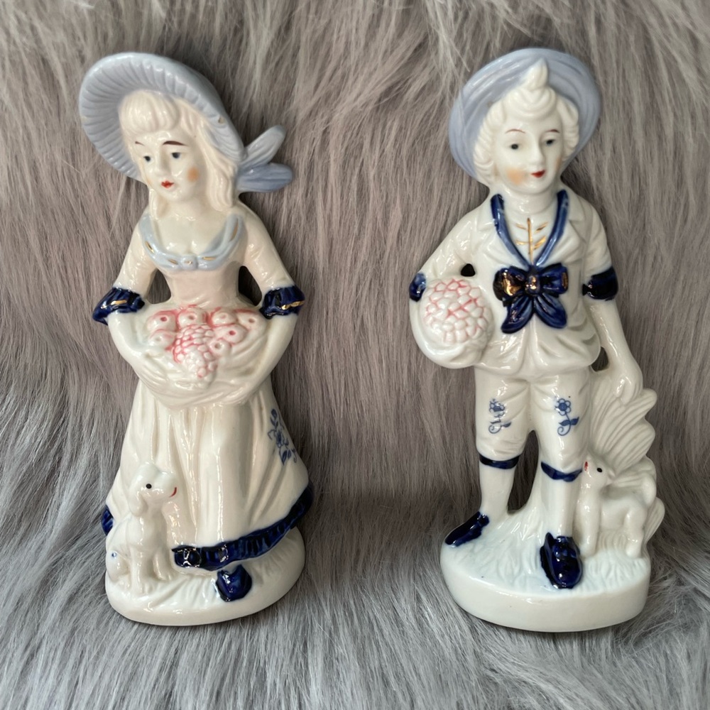 Vintage Ardco Porcelain boy and girl figurines.